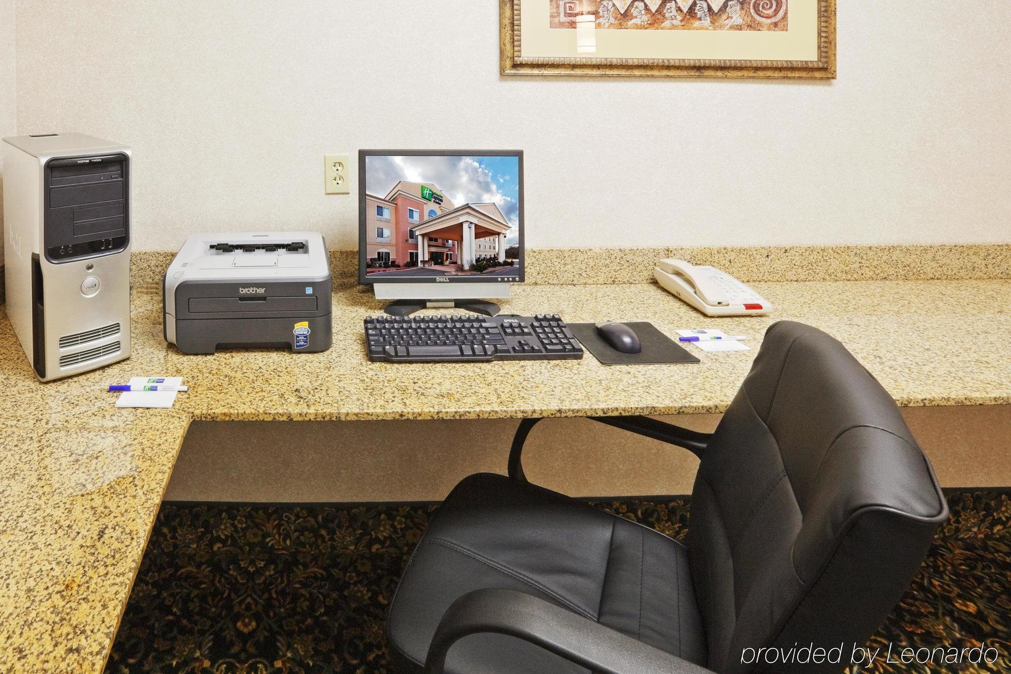 Holiday Inn Express Hotel & Suites Chickasha By Ihg Съоръжения снимка