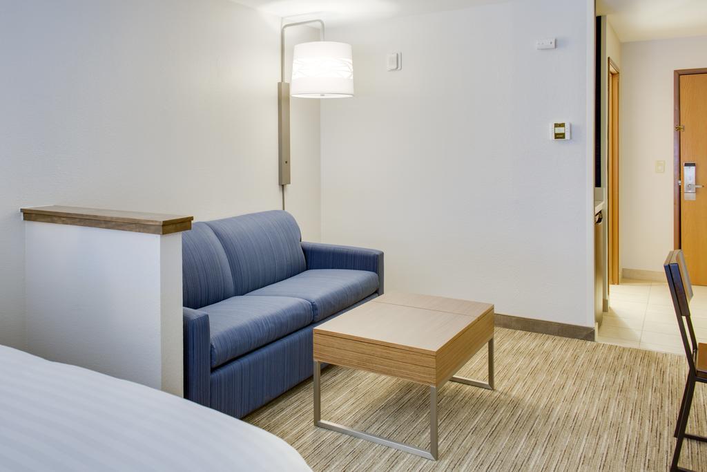 Holiday Inn Express Hotel & Suites Chickasha By Ihg Екстериор снимка